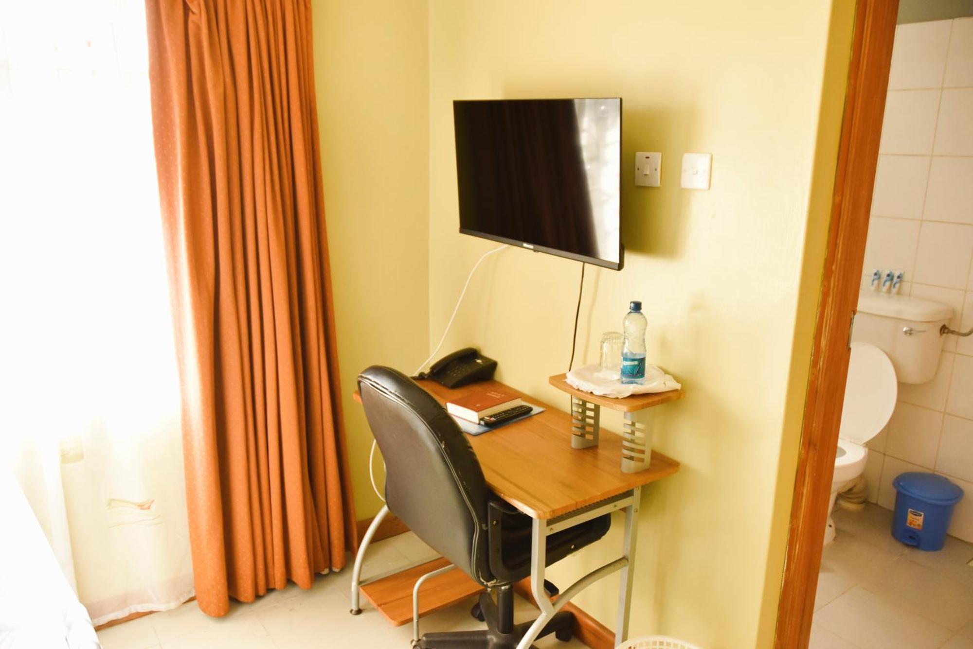 Wagon Wheel Hotel Eldoret Eksteriør bilde