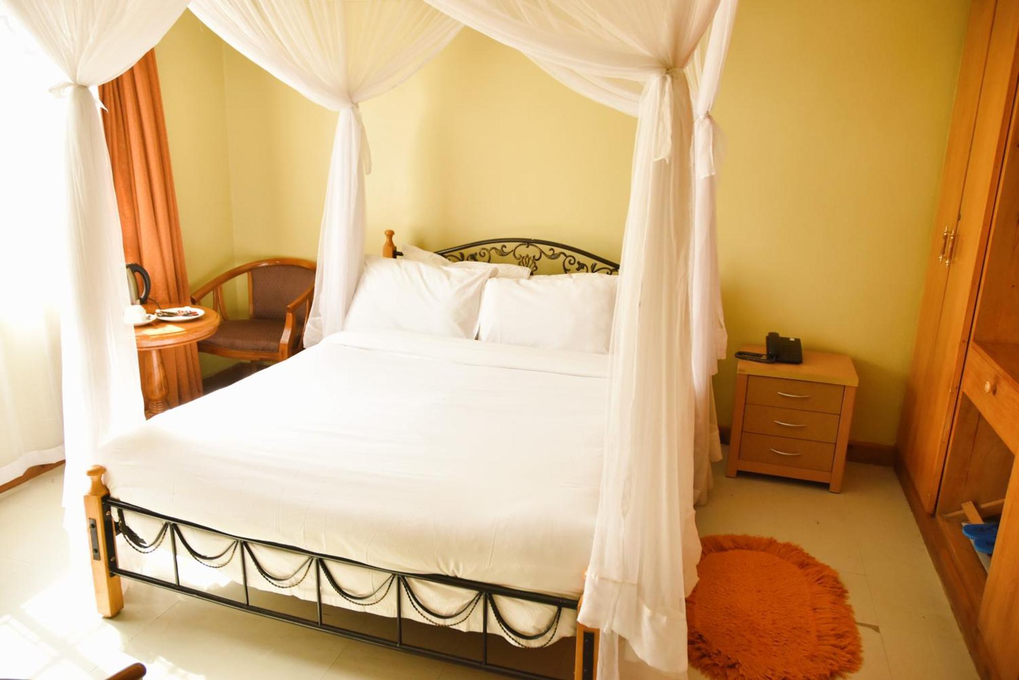Wagon Wheel Hotel Eldoret Eksteriør bilde